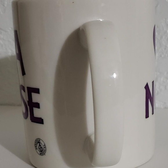 Love a Nurse Purple mug - Picture 4 of 7
